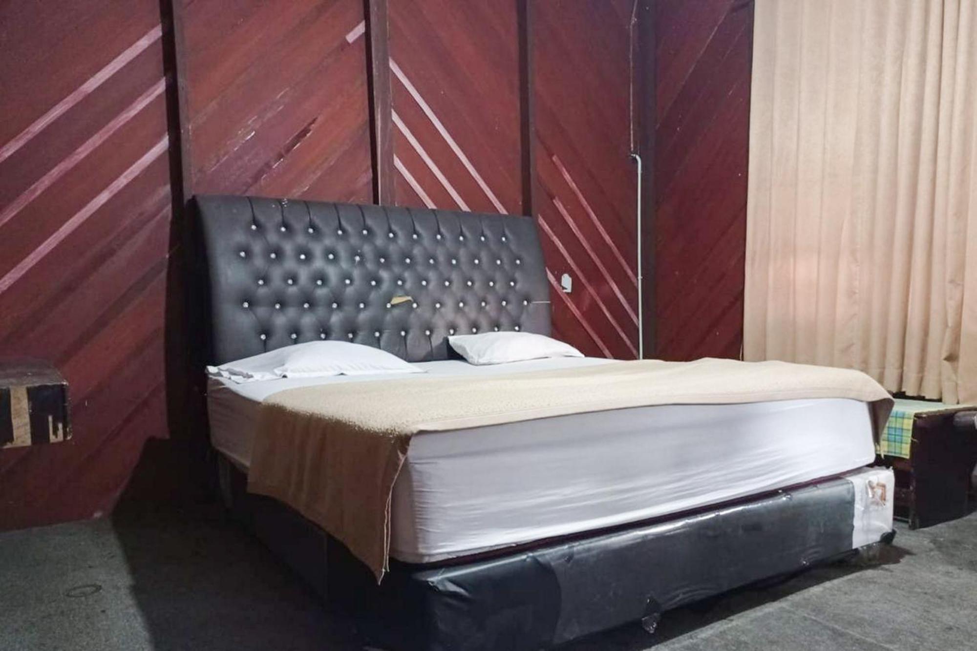 Hotel Pantai Panjang Bengkulu Redpartner Exterior foto